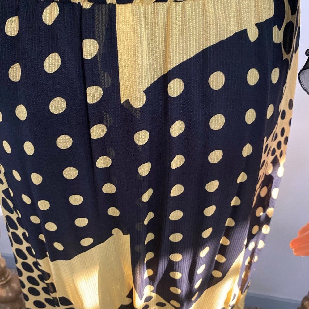 Mirella black and gold dress - Picture 7 of 8